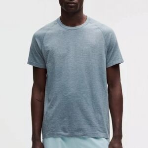 NWOT LULULEMON Metal Vent Tech Short-Sleeve Shirt Steel Blue XL